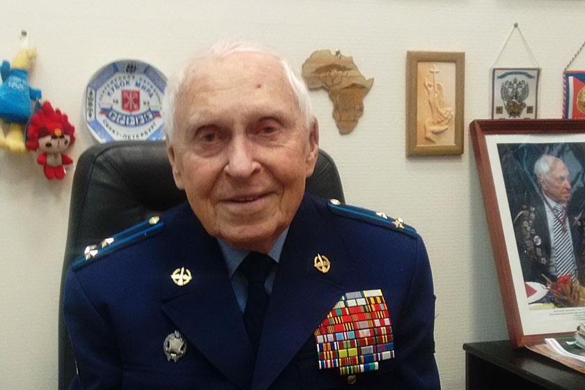 Михаил Бобров Михаил Бобров