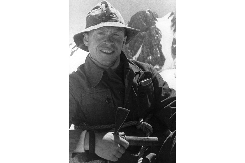 М. М. Бобров на обороне перевалов Центрального Кавказа М. М. Бобров на обороне перевалов Центрального Кавказа