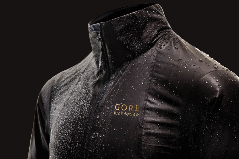 Новый GORE-TEX® SHAKEDRY™ Новый GORE-TEX® SHAKEDRY™