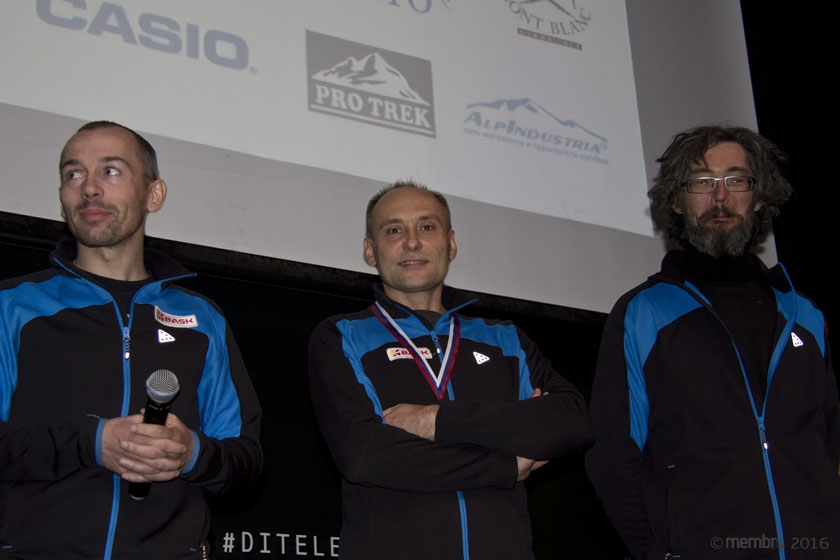 Награждение победителей чемпионата России по альпинизму 2016 в высотном классе. Дмитрий Головченко, Дмитрий Григорьев и Сергей Нилов (Москва) Награждение победителей чемпионата России по альпинизму 2016 в высотном классе. Дмитрий Головченко, Дмитрий Григорьев и Сергей Нилов (Москва)